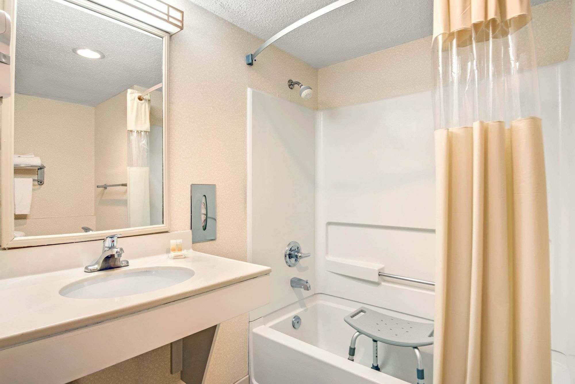 เดอะ ลองลีฟ โฮเต็ล Hotel ราลลี ภายนอก รูปภาพ