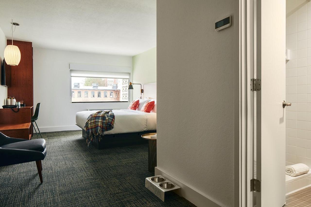 เดอะ ลองลีฟ โฮเต็ล Hotel ราลลี ภายนอก รูปภาพ